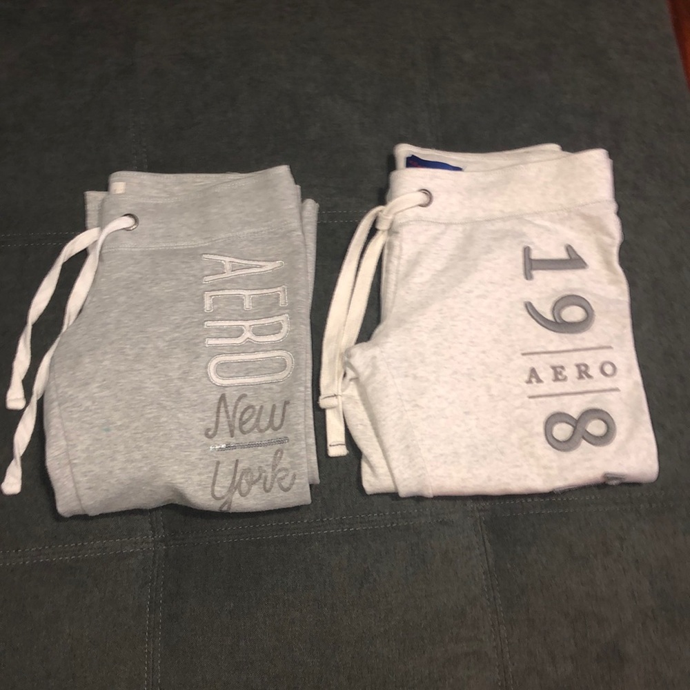 These are Aeropostale’s sweatpants,